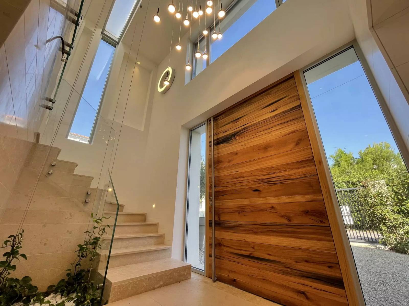 Villa entrée avec ascenseur