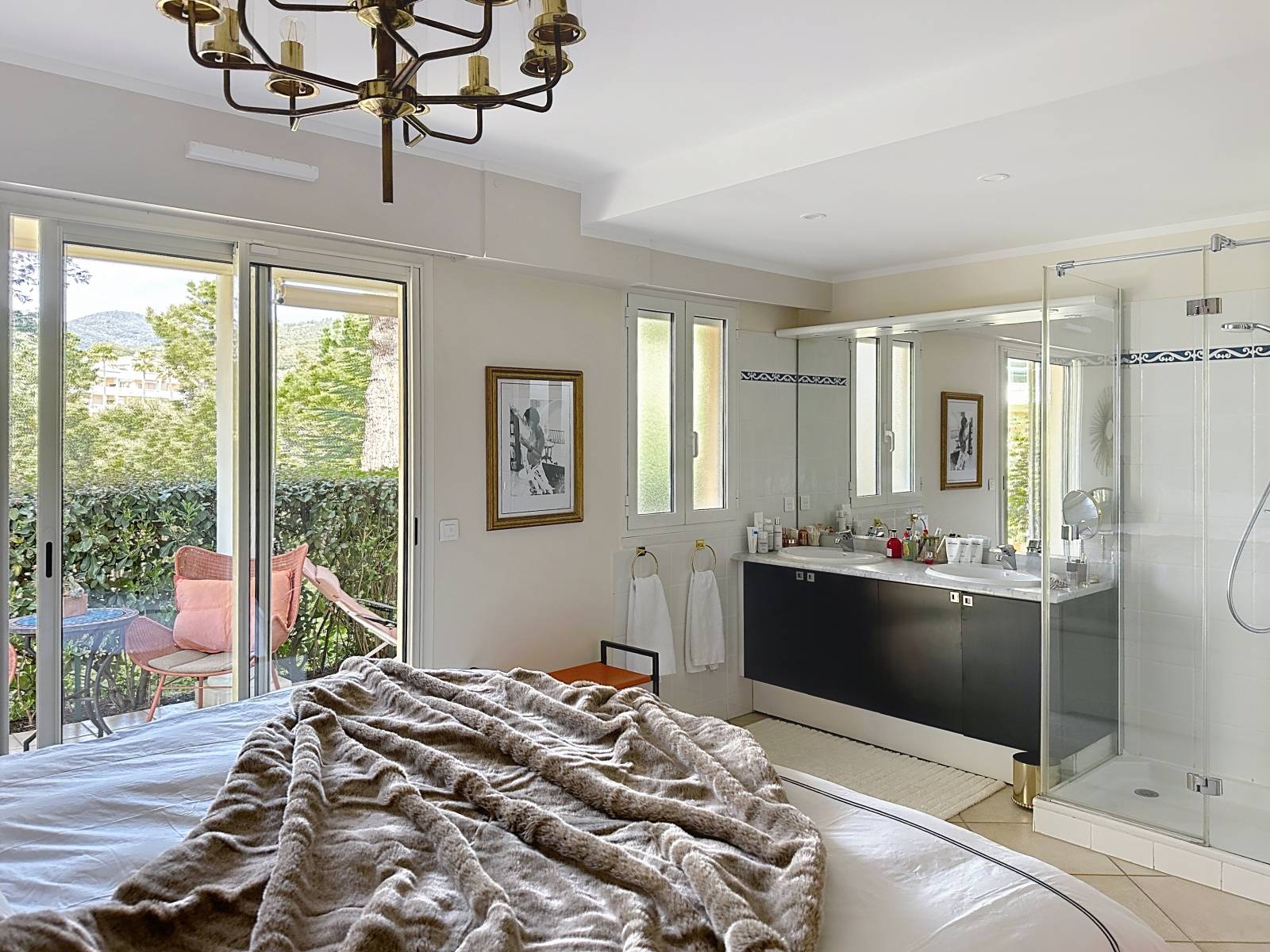 SUPERBE REZ DE JARDIN 4 PIECES MANDELEU LA NAPOULE