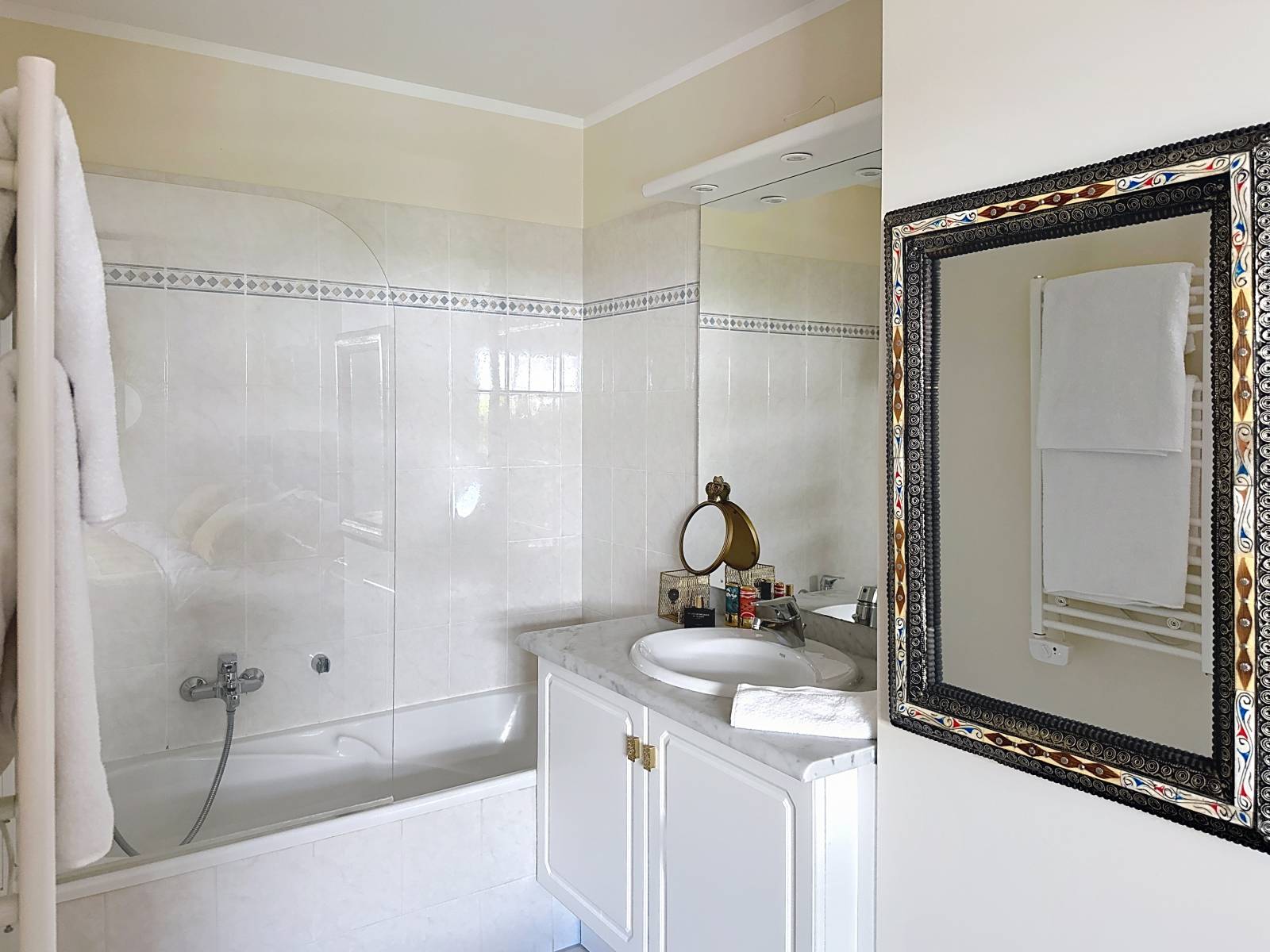 SUPERBE REZ DE JARDIN 4 PIECES MANDELEU LA NAPOULE