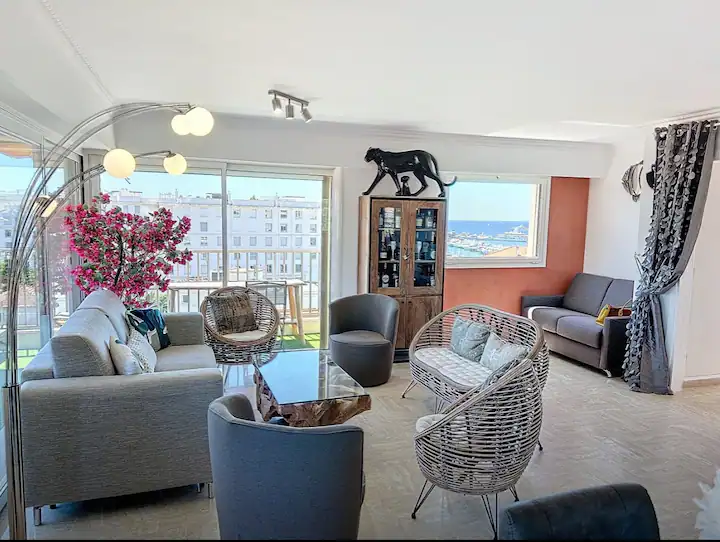 LOCATION SAISONNIERE Appartment 2 Chambres Terrasse Vue Mer Cannes