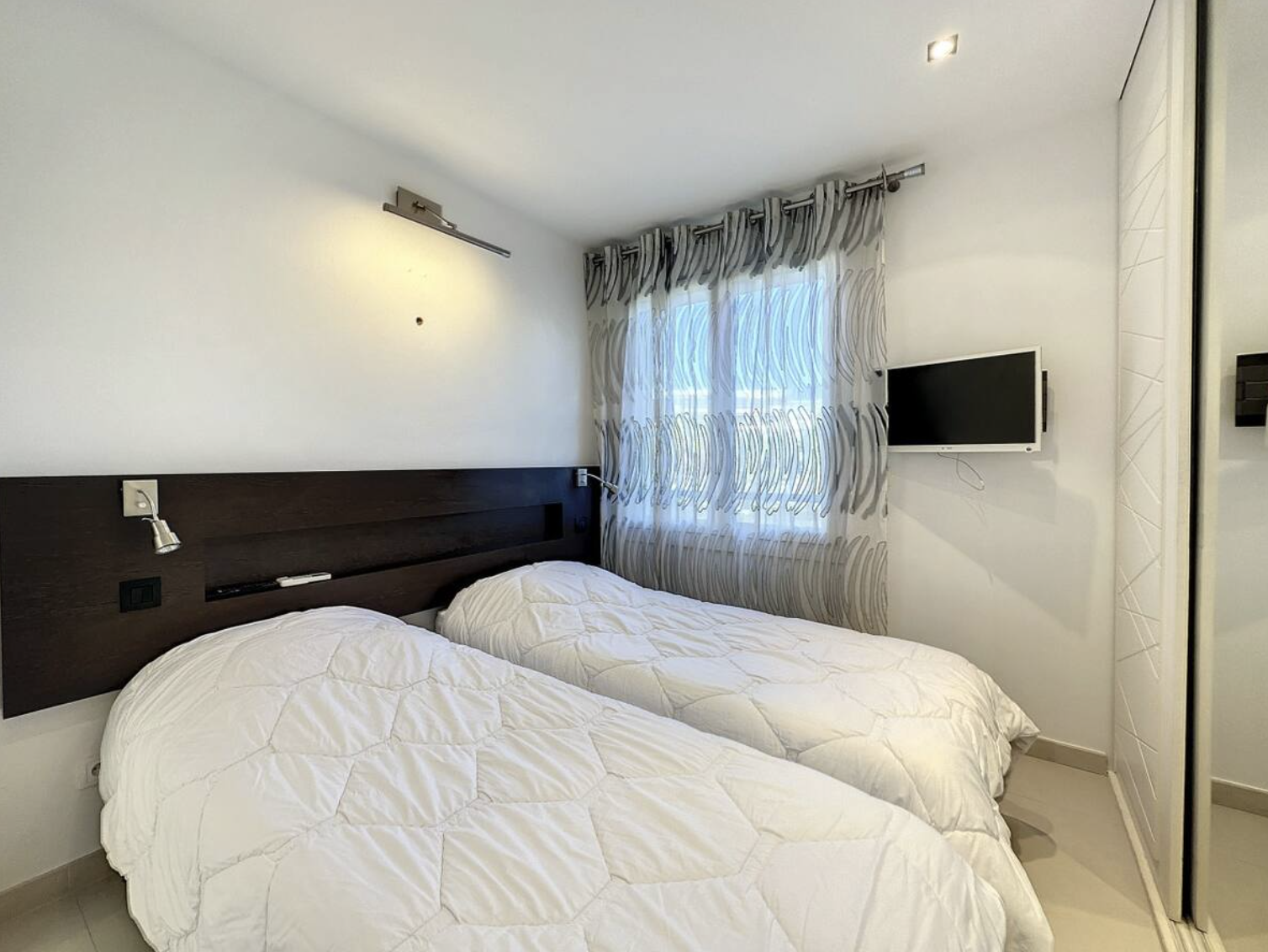 3P CANNES CROISETTE TERRASSE VUE MER