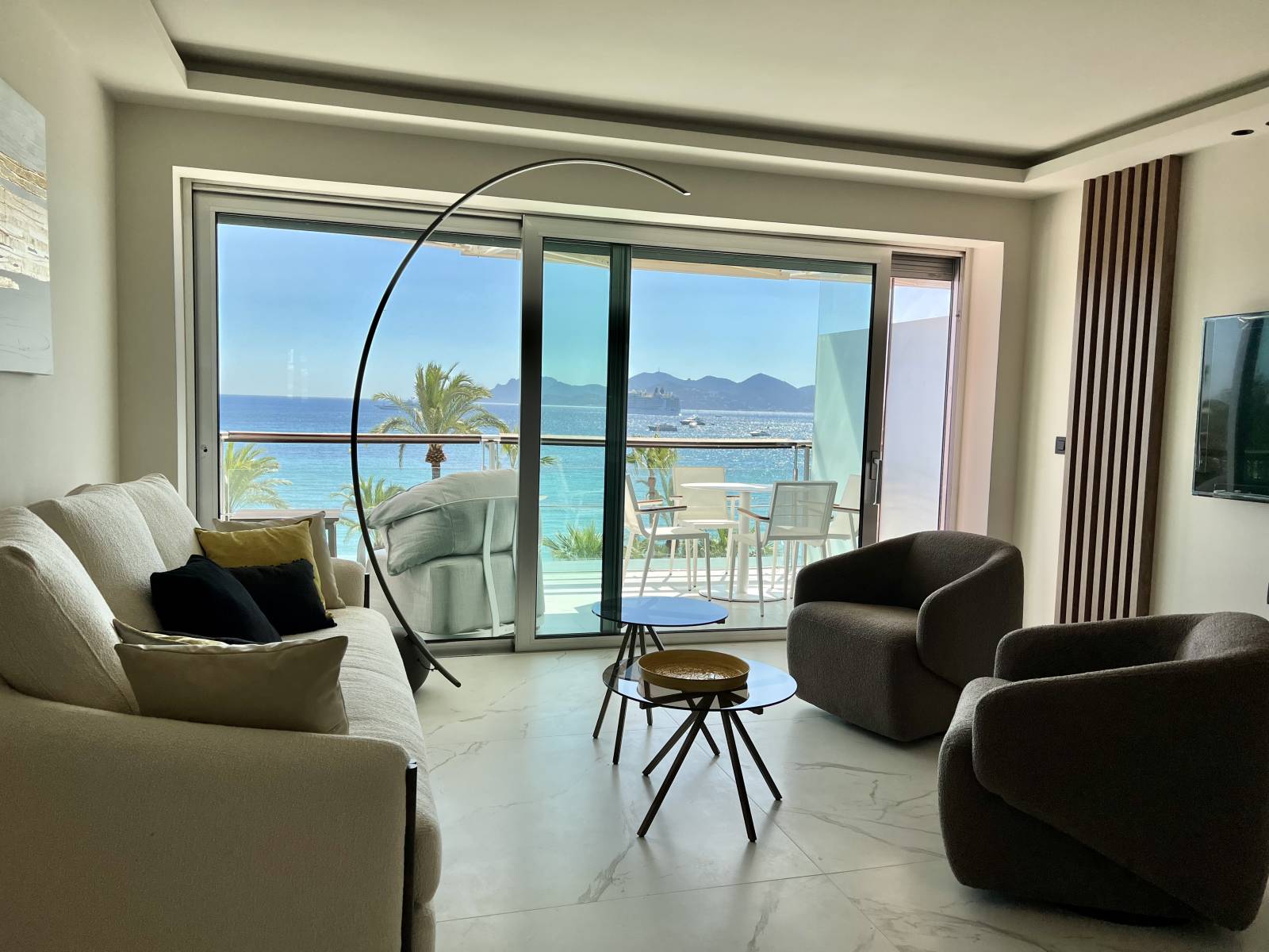 VENTE Appartement 3 Pièces 90M2 Croisette Vue Mer Cannes