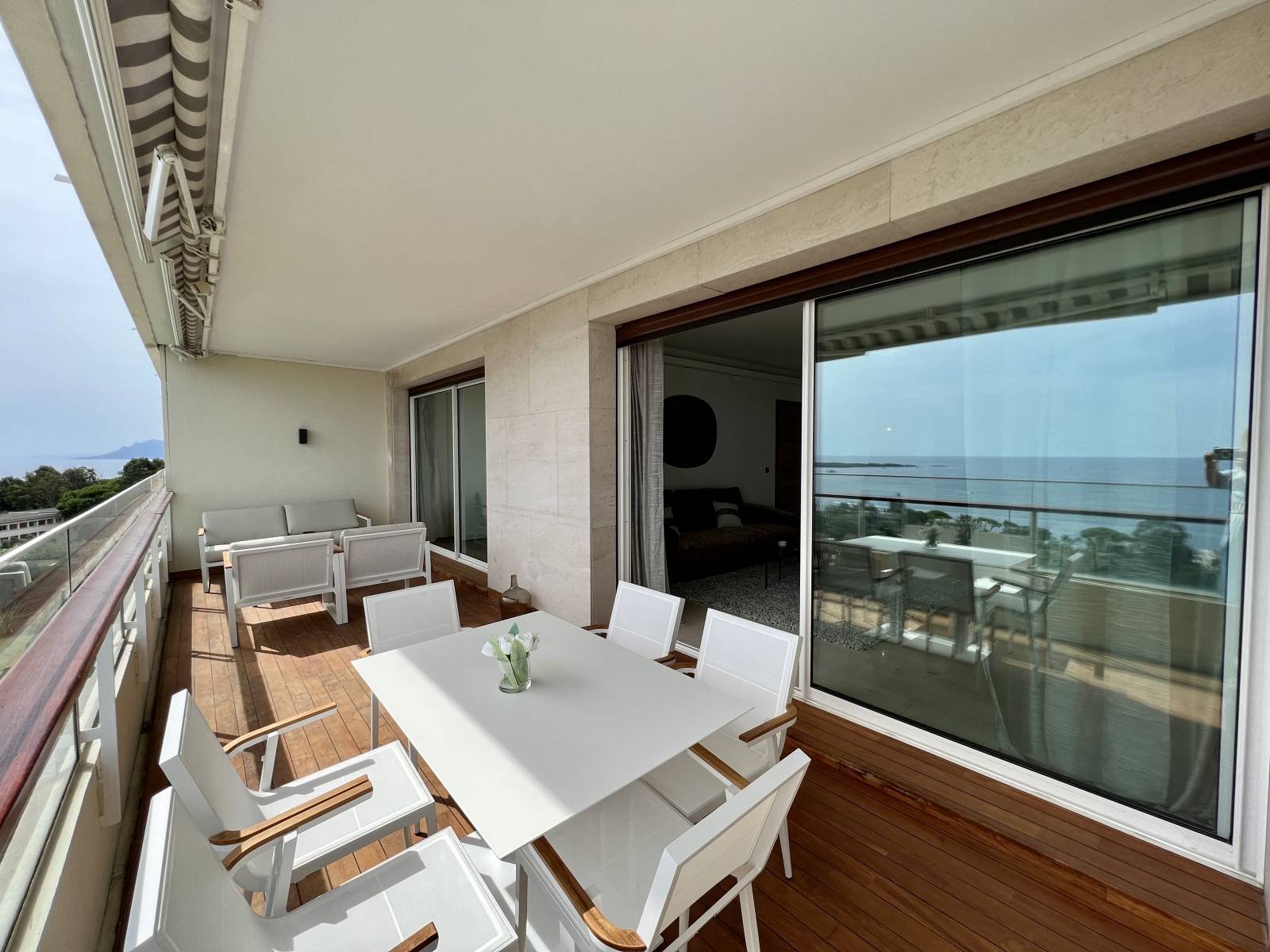 Terrasse vue mer Cannes à vendre