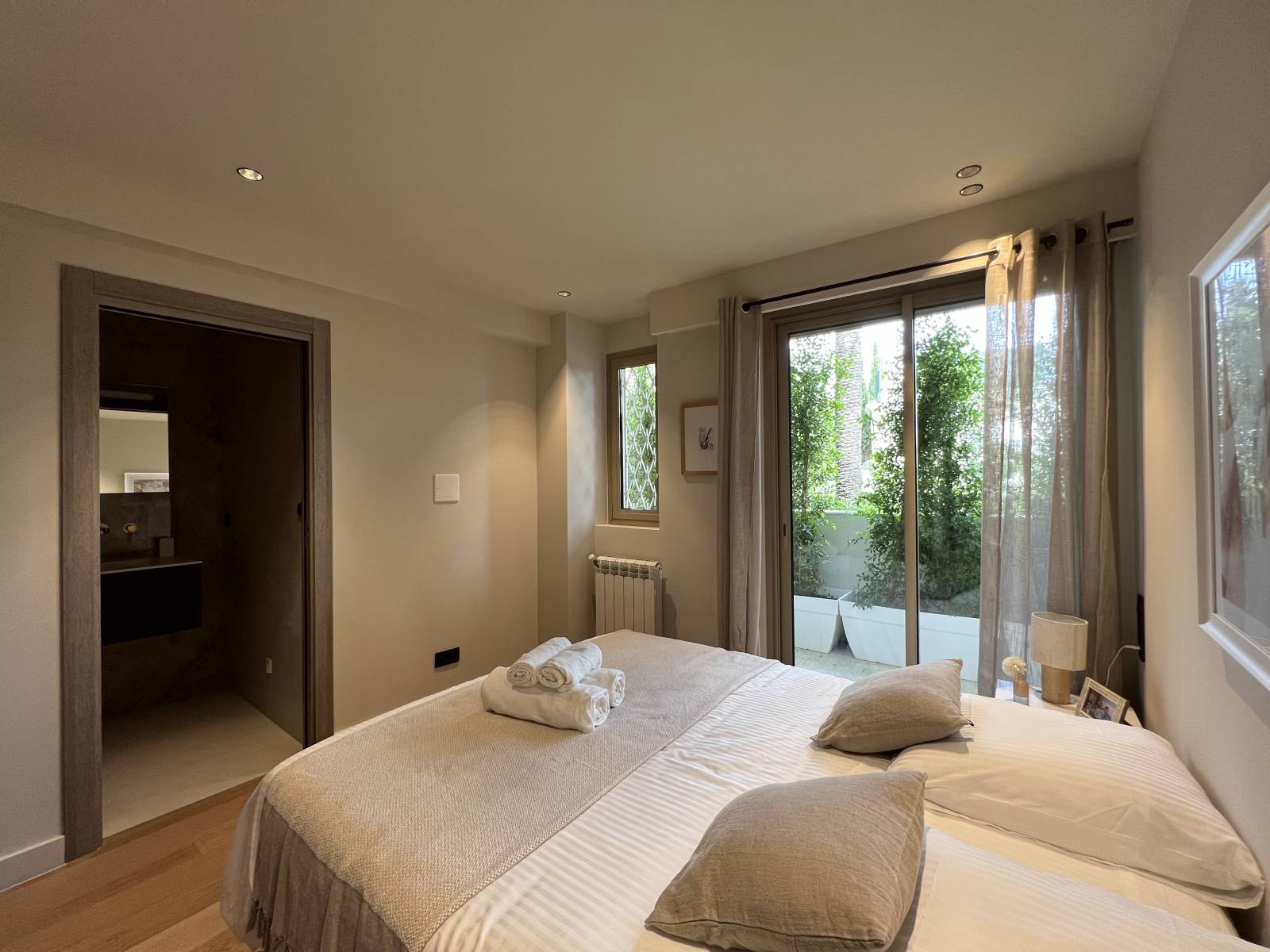 Chambre en suite appartement à vendre Cannes