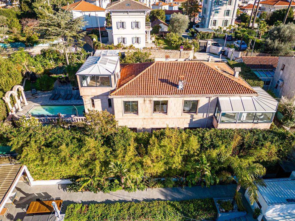 LOCATION SAISONNIERE VILLA 5 PIECES CANNES PETIT JUAS