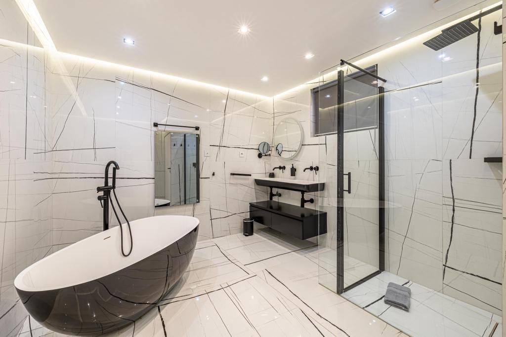 LOCATION SAISONNIERE VILLA 5 PIECES CANNES PETIT JUAS