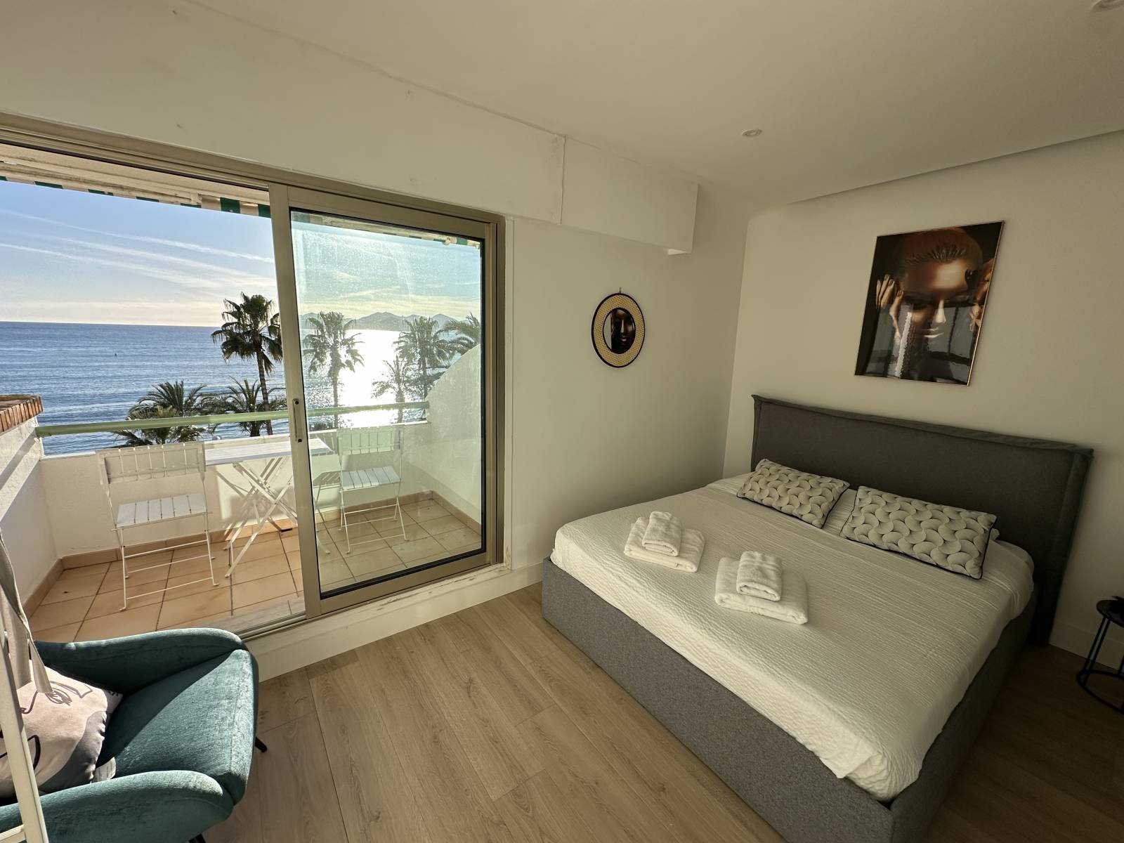 4P CROISETTE TERRASSE DERNIER ETAGE VUE MER