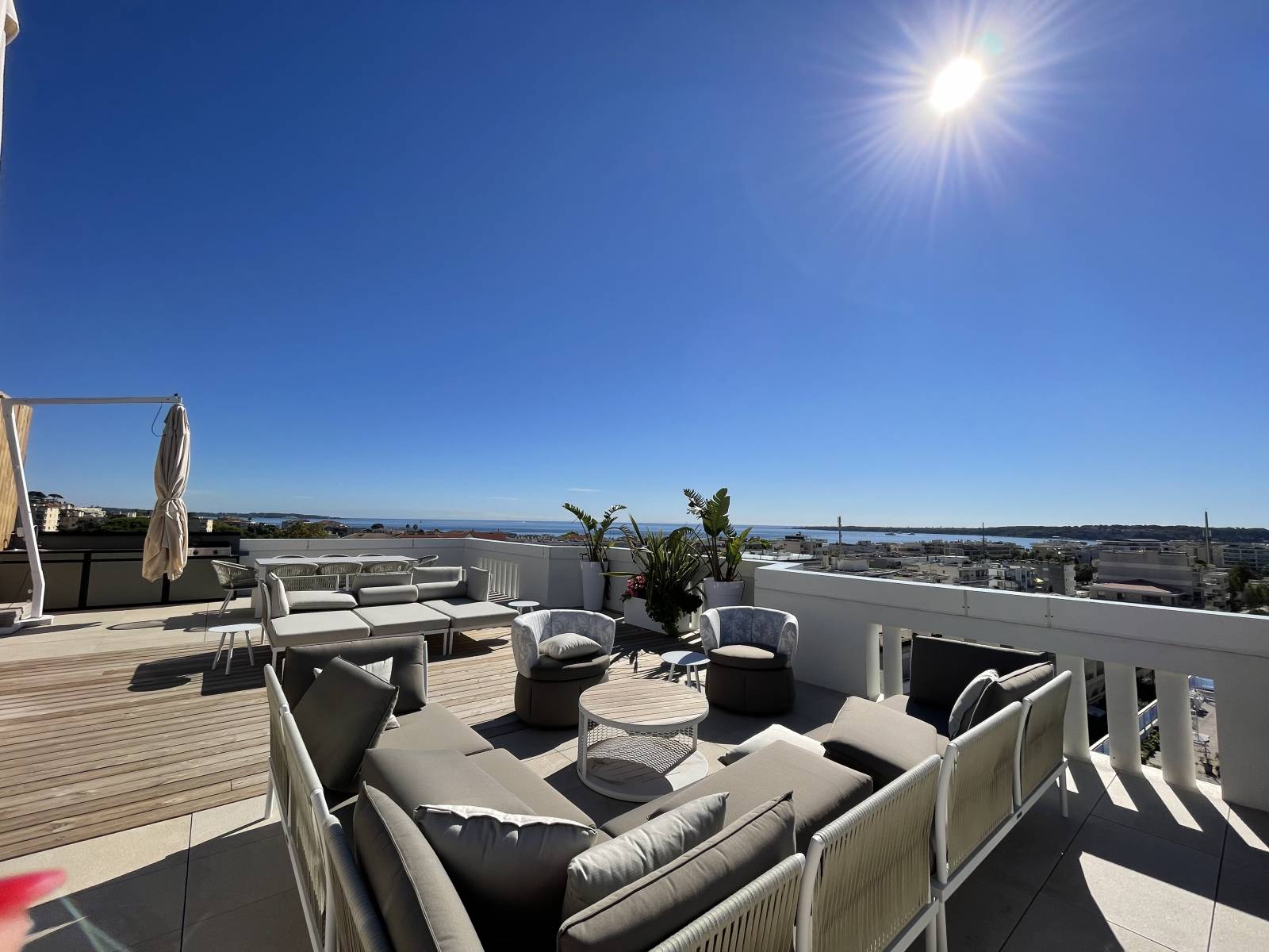 Terrasse toi vue mer Cannes