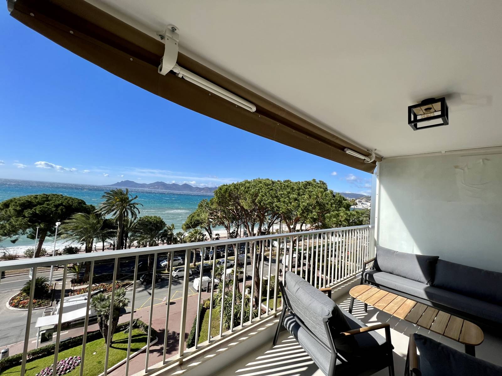 Grande Terrasse Vue Mer