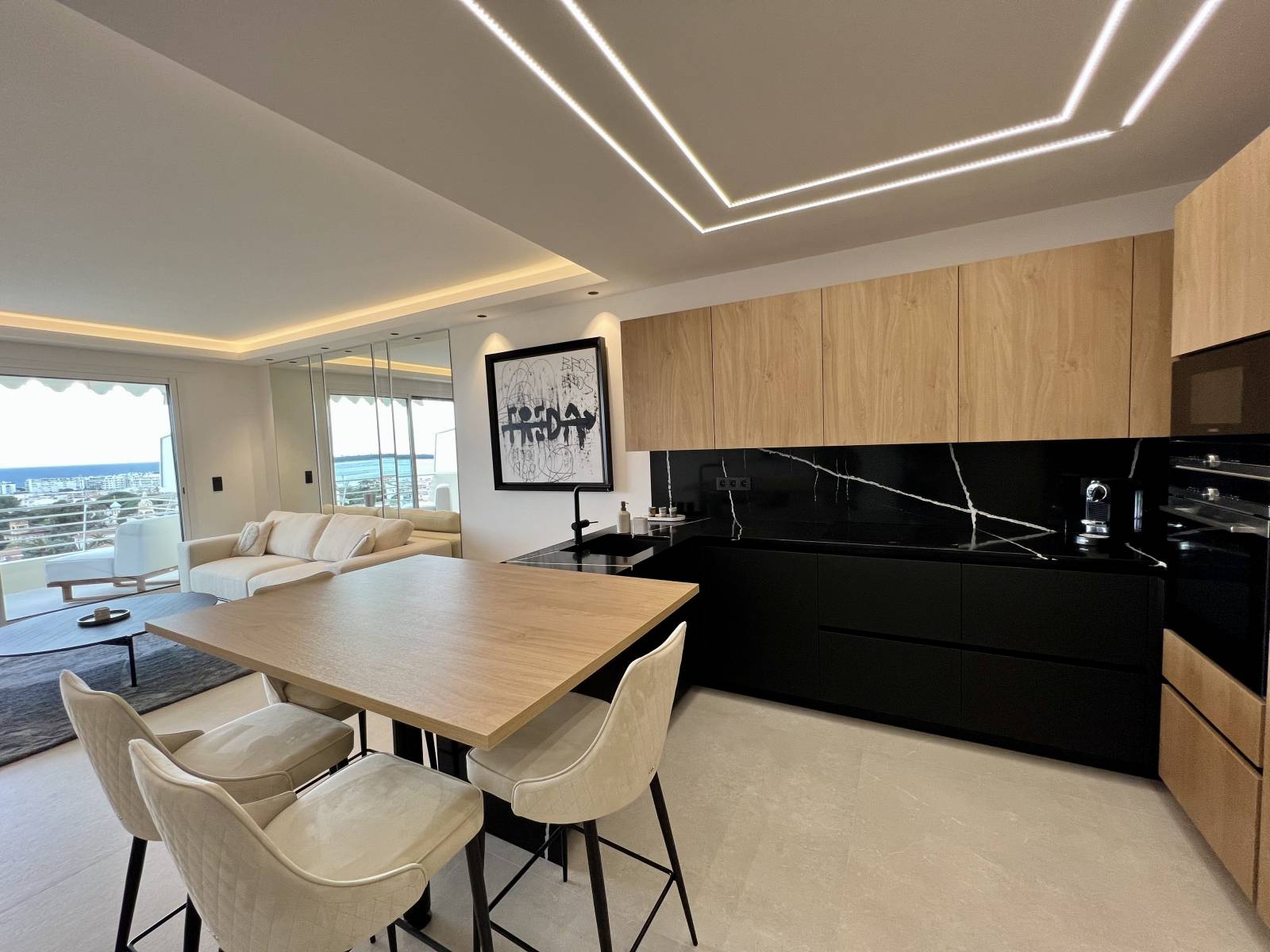 cuisine moderne ouverte sur l'espace familial