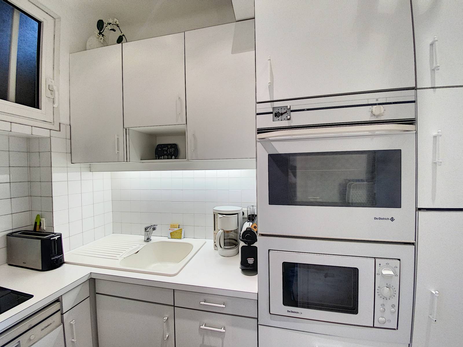 2P CANNES CROISETTE TERRASSE VUE MER