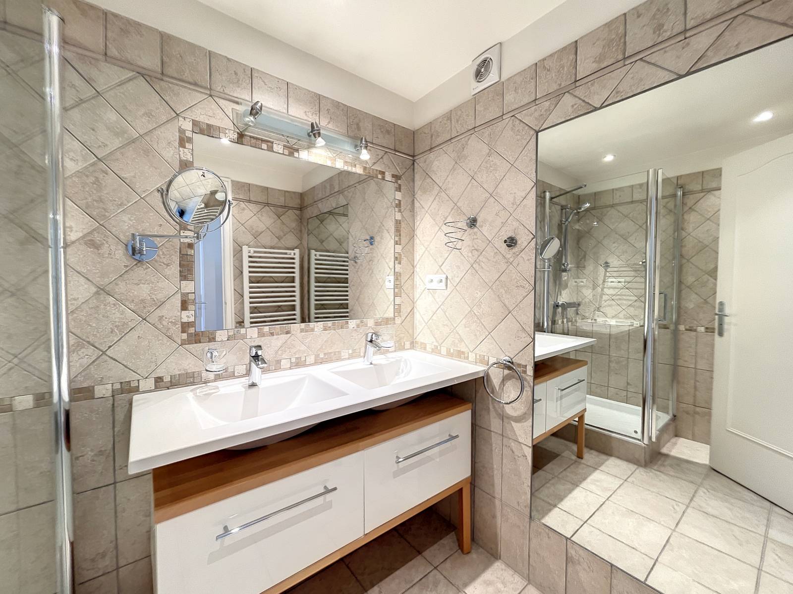 3P CANNES CROISETTE TERRASSE VUE MER