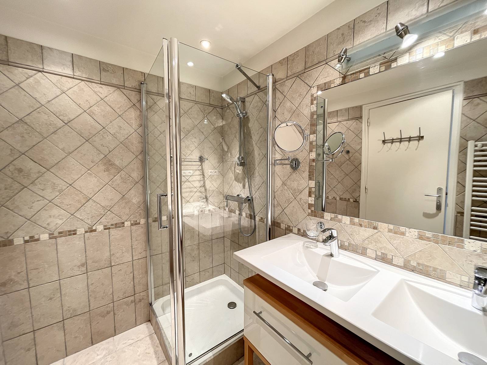 3P CANNES CROISETTE TERRASSE VUE MER