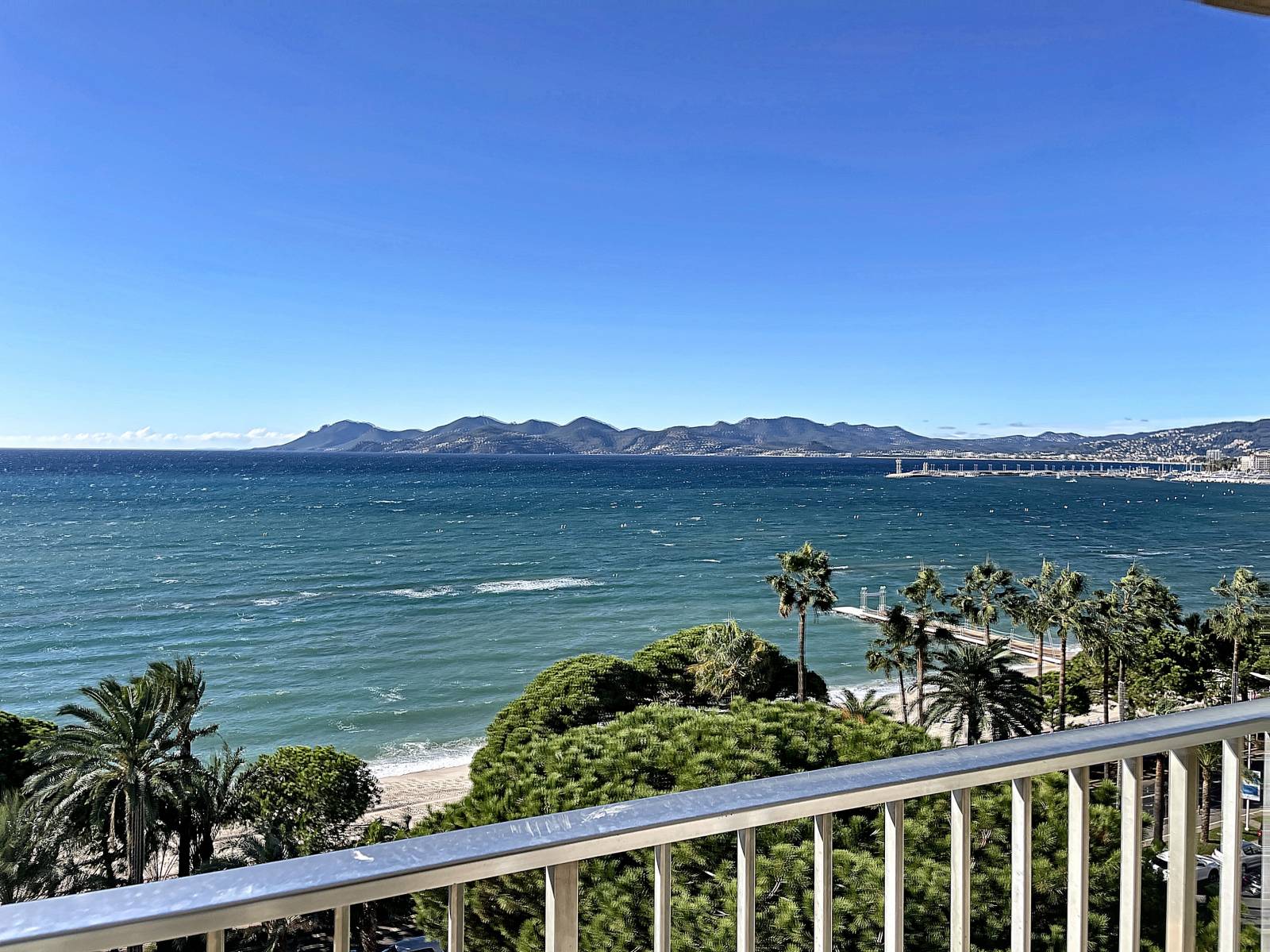 3P CANNES CROISETTE TERRASSE VUE MER