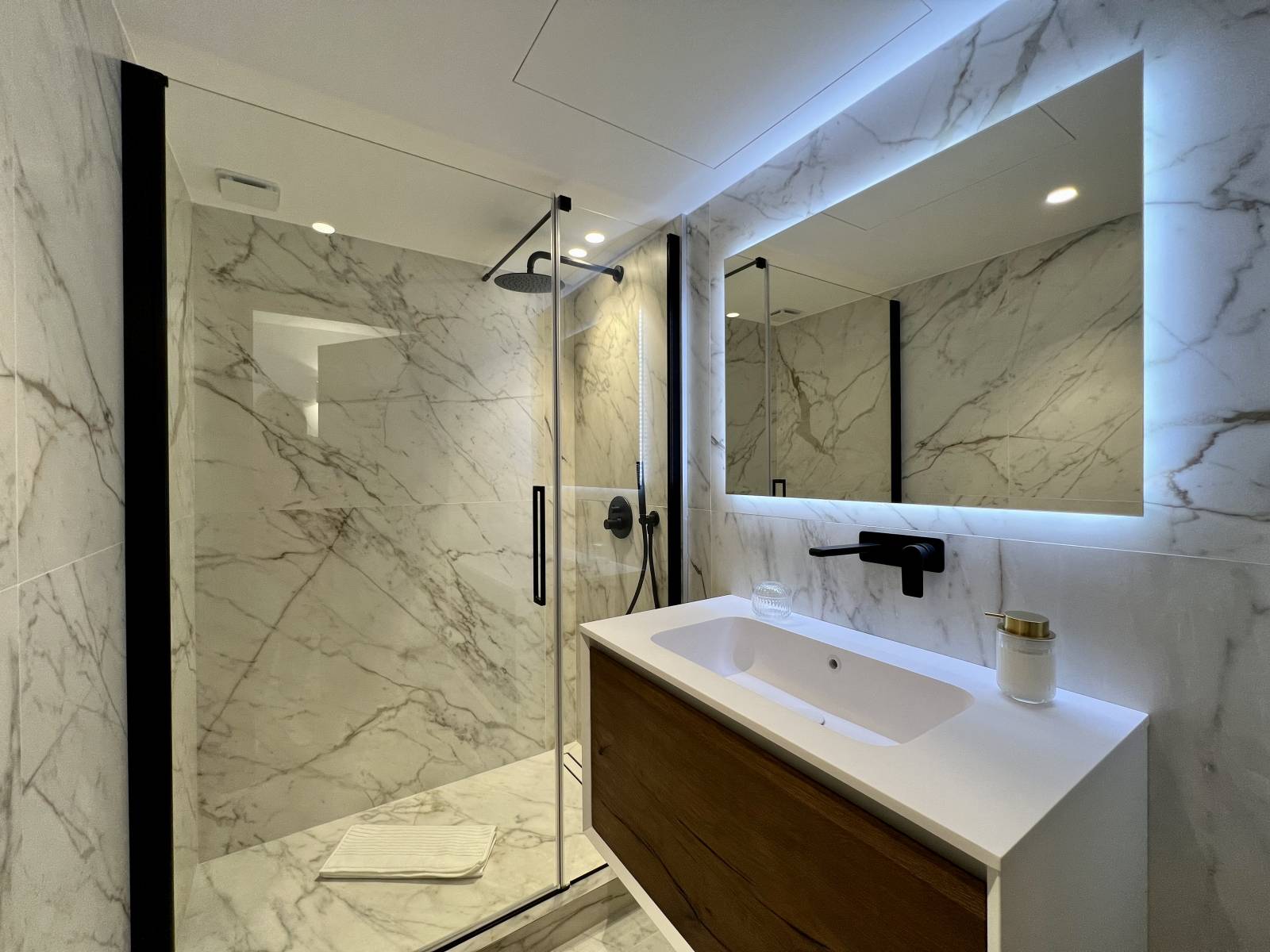 VENTE APPARTEMENT 4 PIECES VUE MER PANORAMIQUE CANNES CALIFORNIE