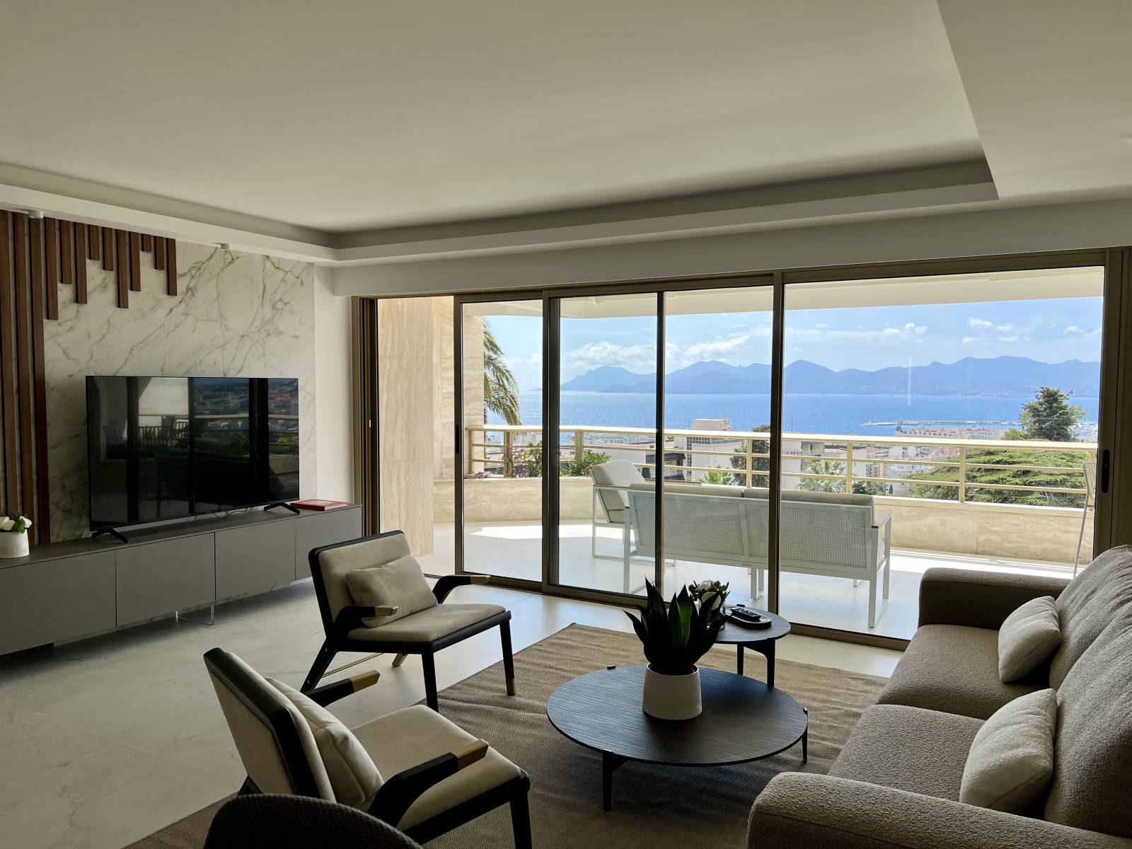 VENTE APPARTEMENT 4 PIECES VUE MER PANORAMIQUE CANNES CALIFORNIE