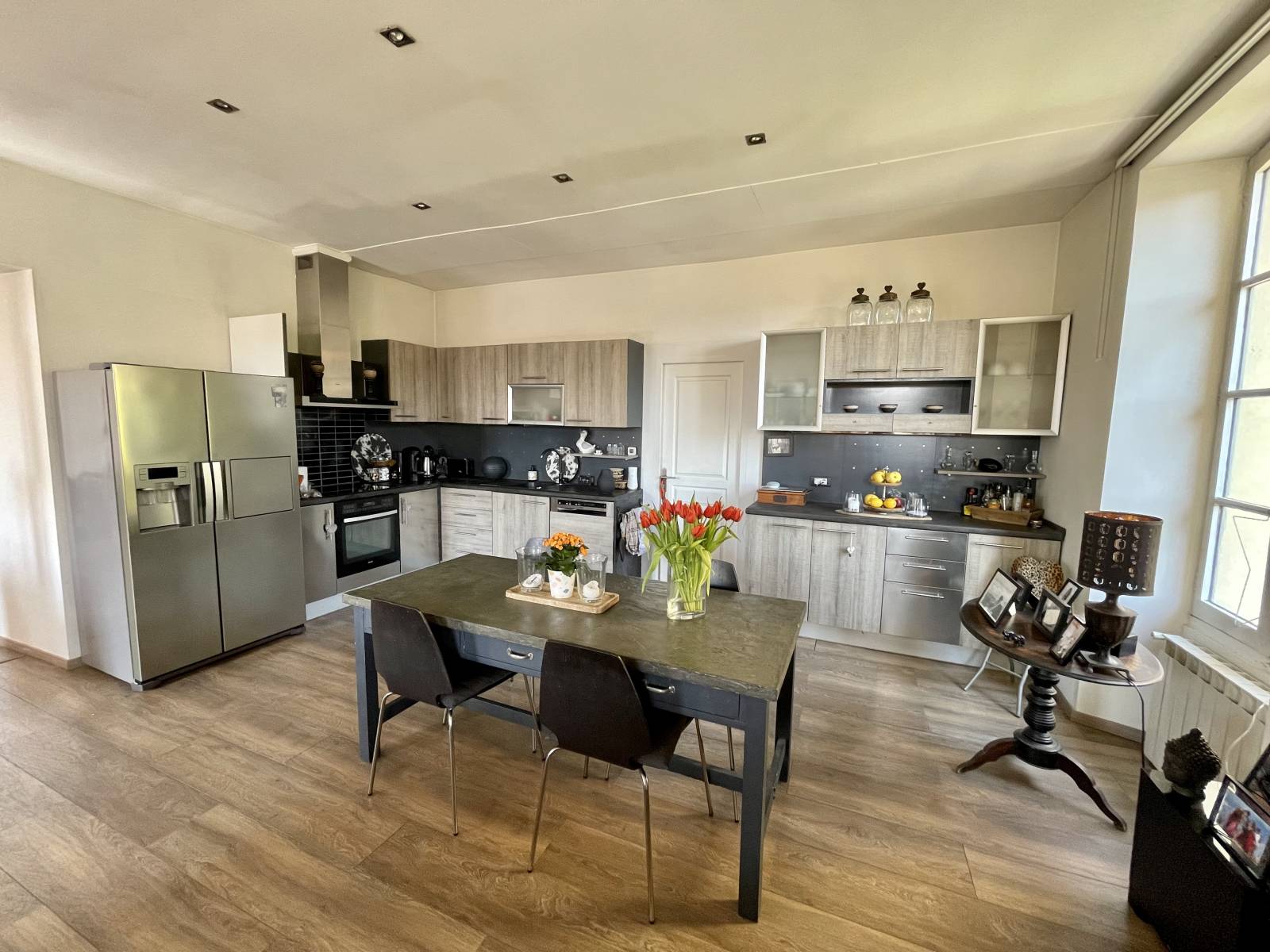 Cuisine américaine moderne et équipée