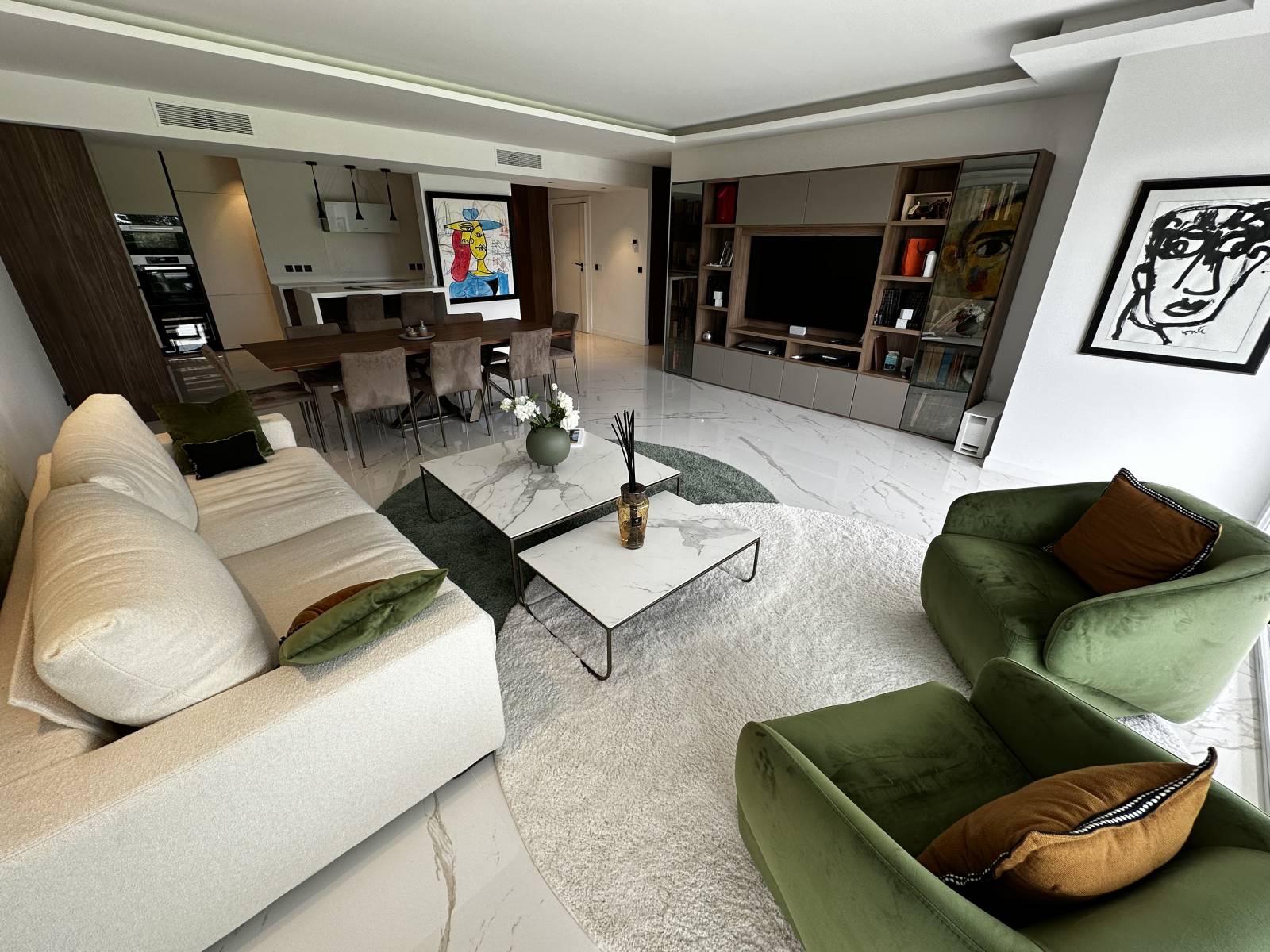 CANNES - CROIX DES GARDES 5P REZ DE JARDIN