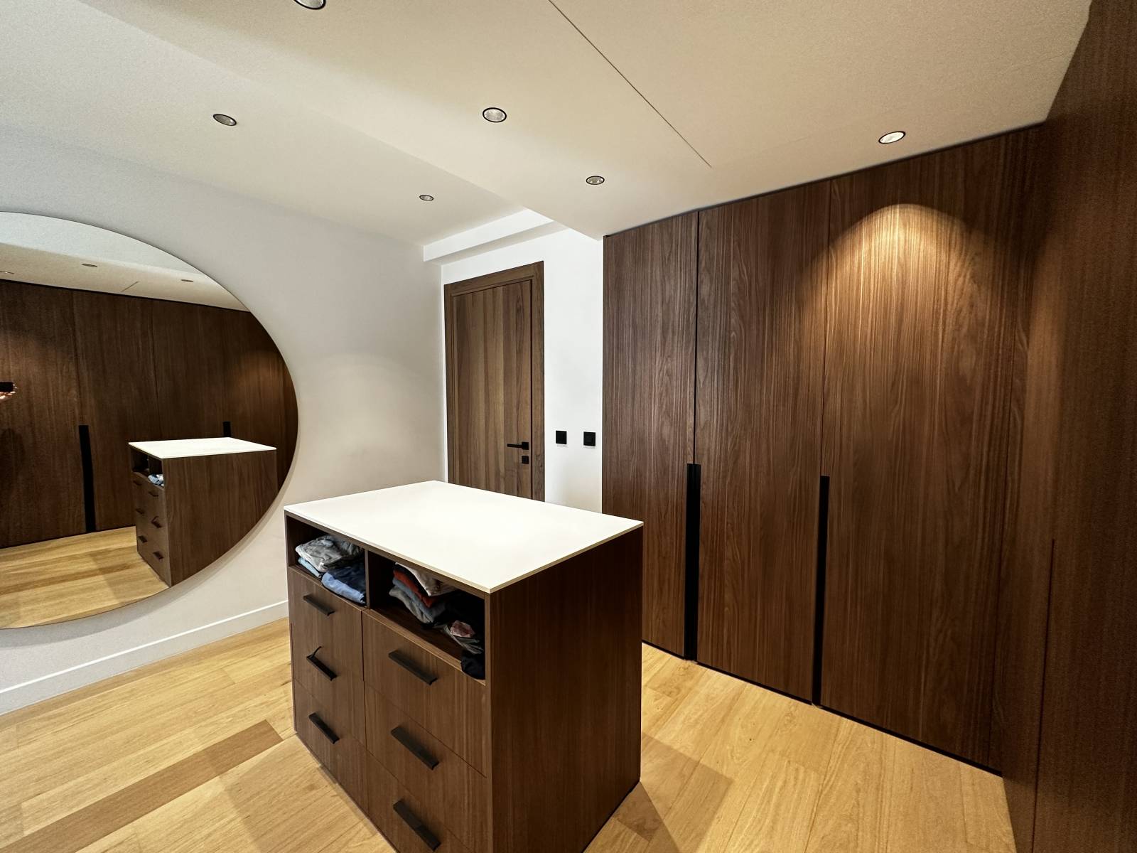 CANNES - CROIX DES GARDES 5P REZ DE JARDIN