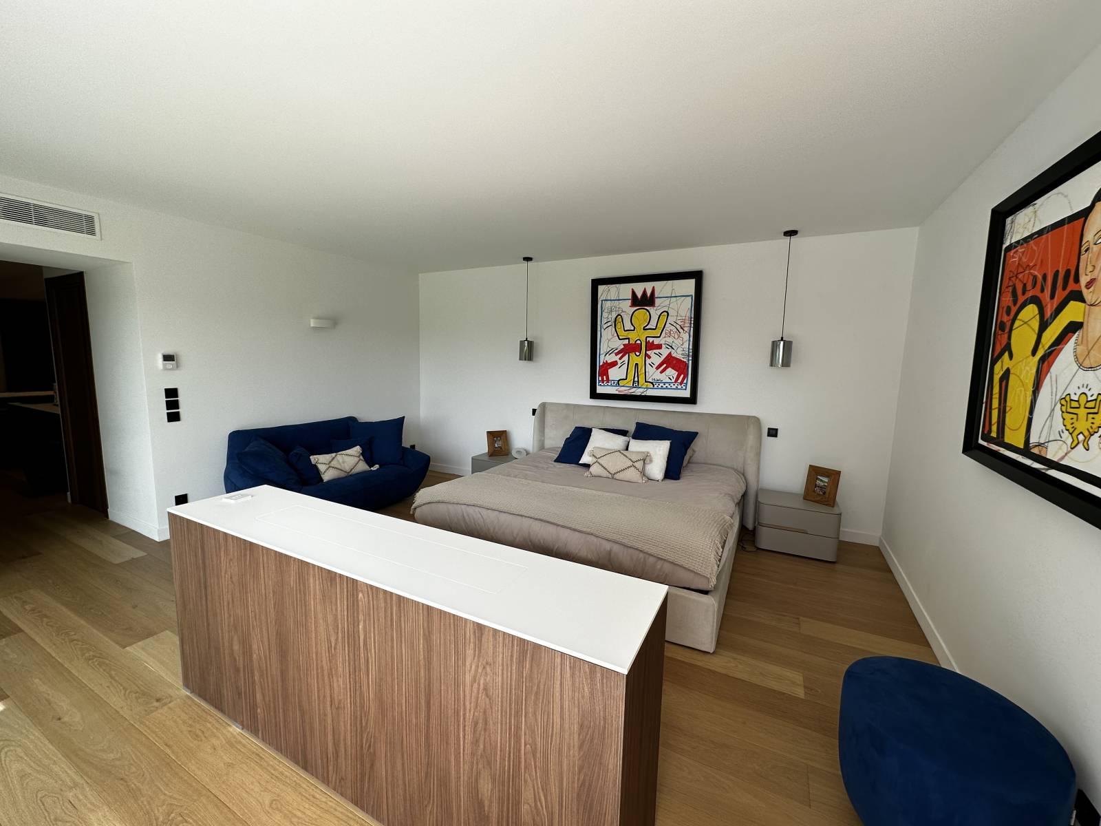 CANNES - CROIX DES GARDES 5P REZ DE JARDIN