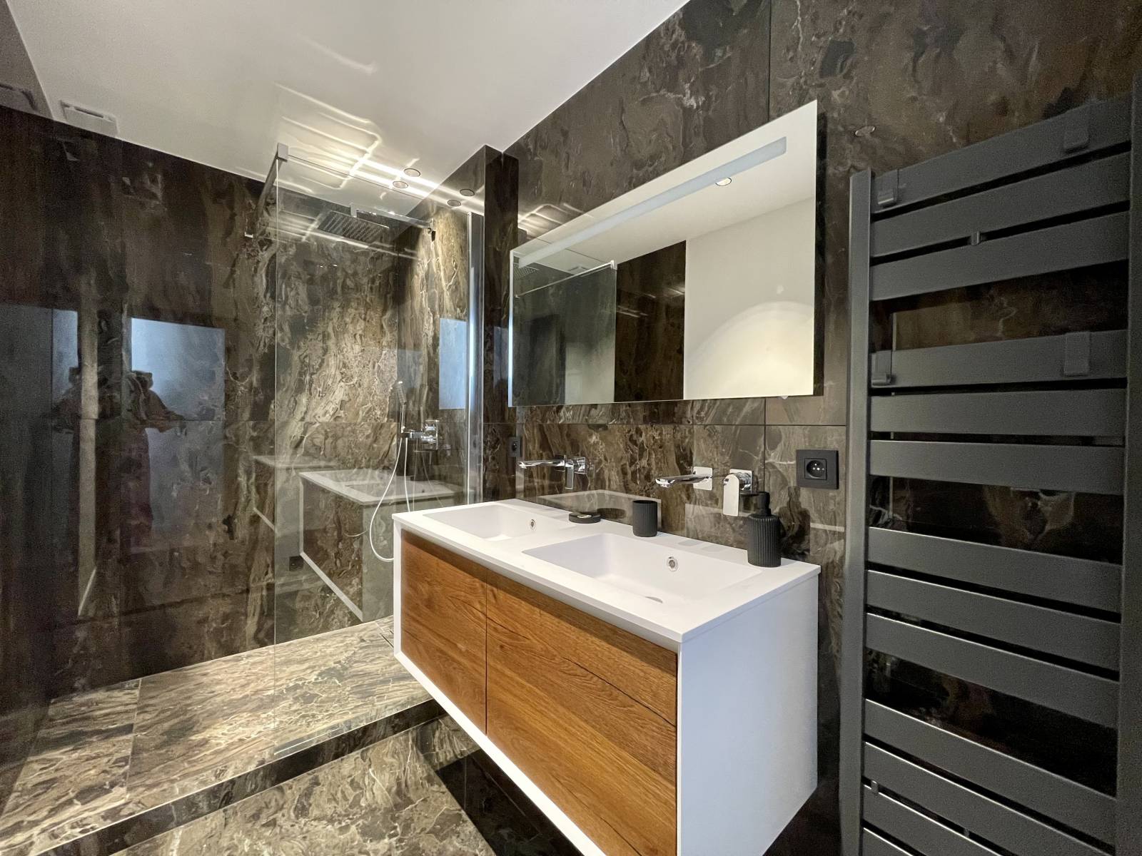 Appartement rénové Cannes Palm-Beach