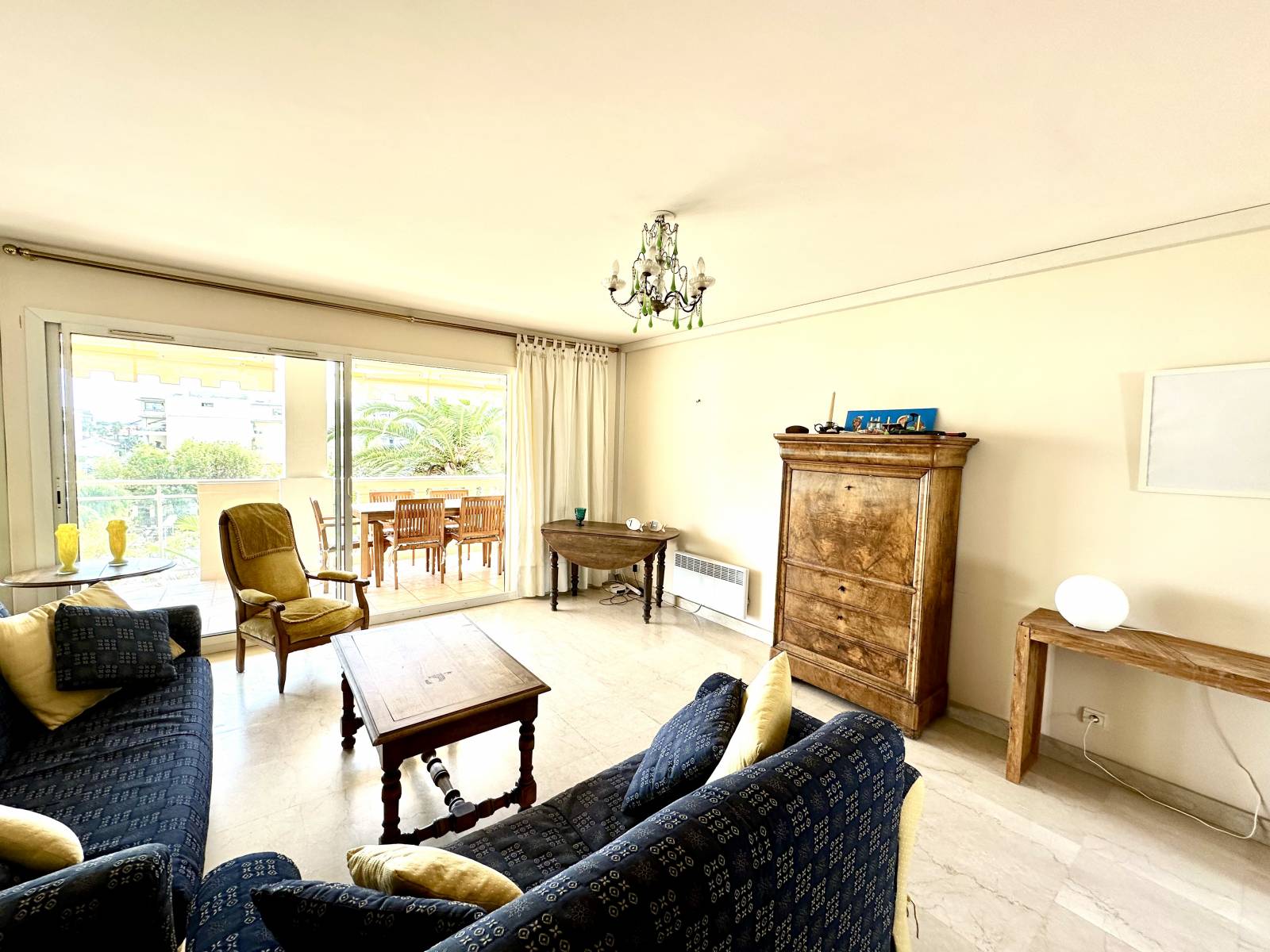 À vendre : appartement 3 pièces avec belle terrasse sud, Cannes Palm Beach