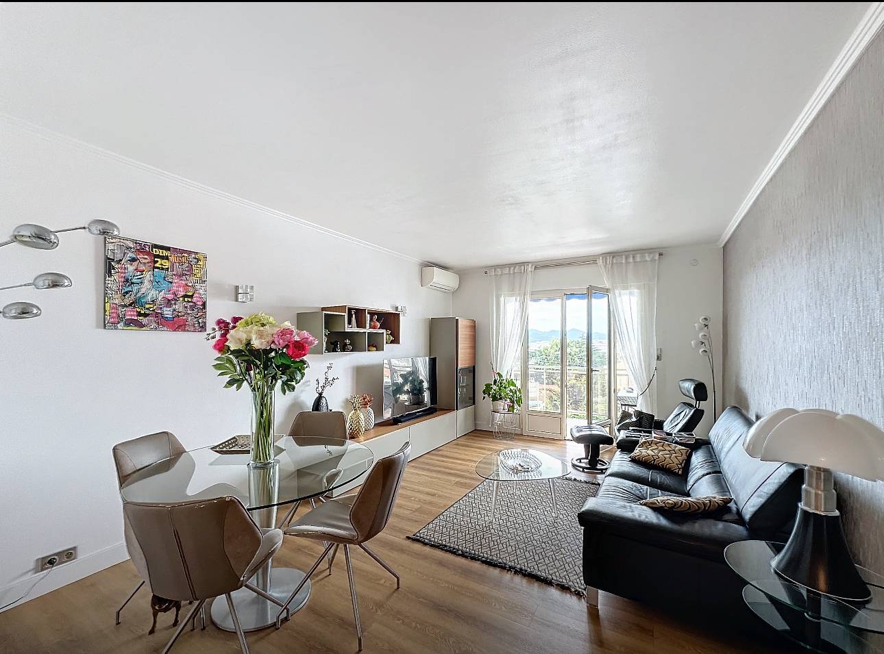 À vendre : appartement 3 pièces avec vue mer, Cannes Basse Californie