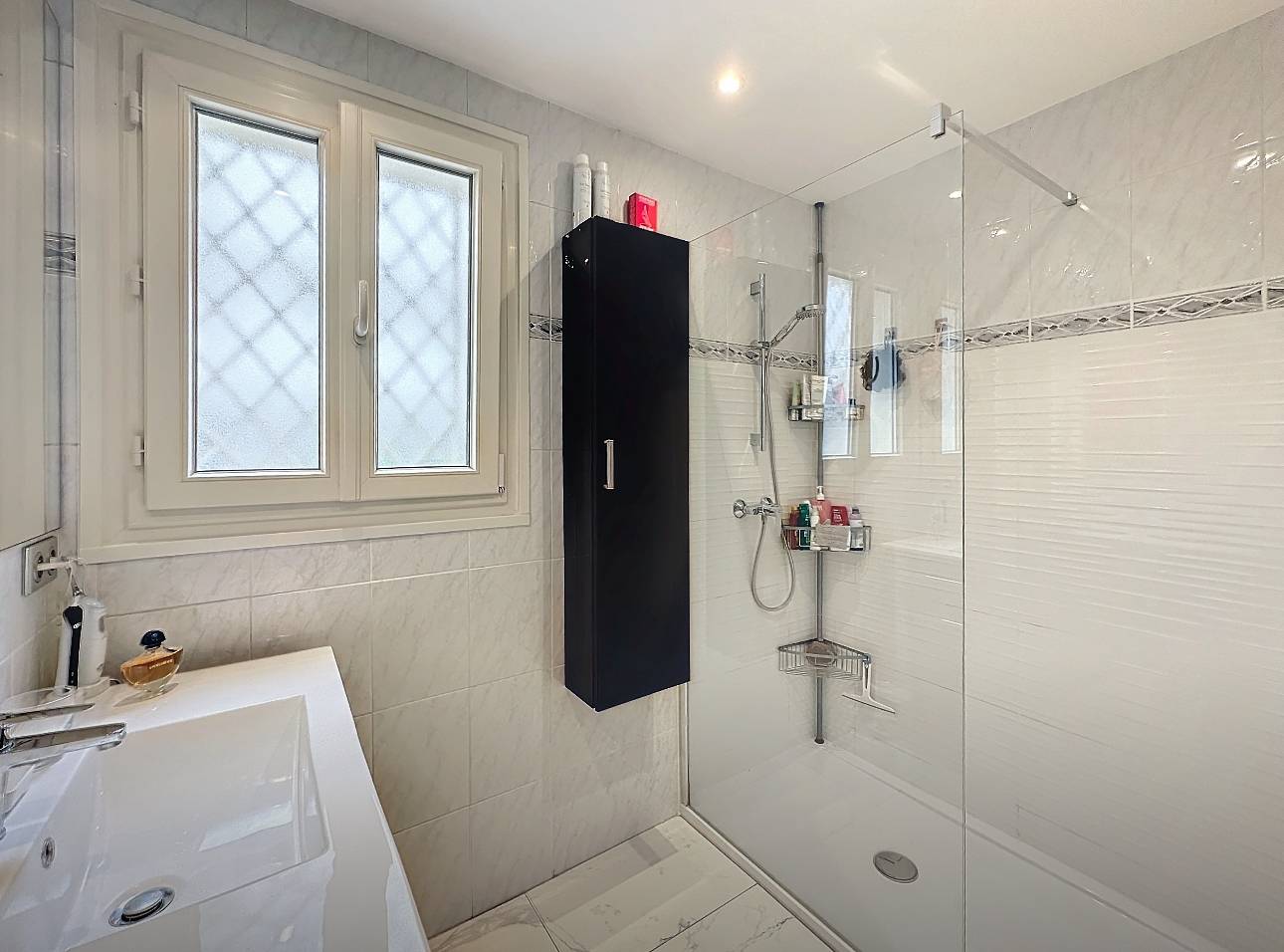 À vendre : appartement 3 pièces avec vue mer, Cannes Basse Californie