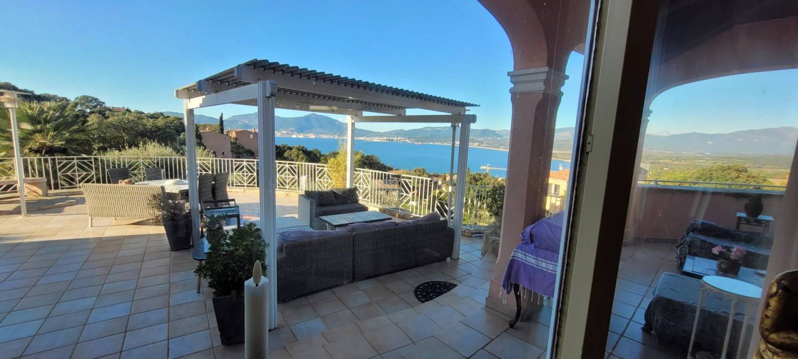 A VENDRE VILLA F5 + F2 VUE MER PORTICCIO
