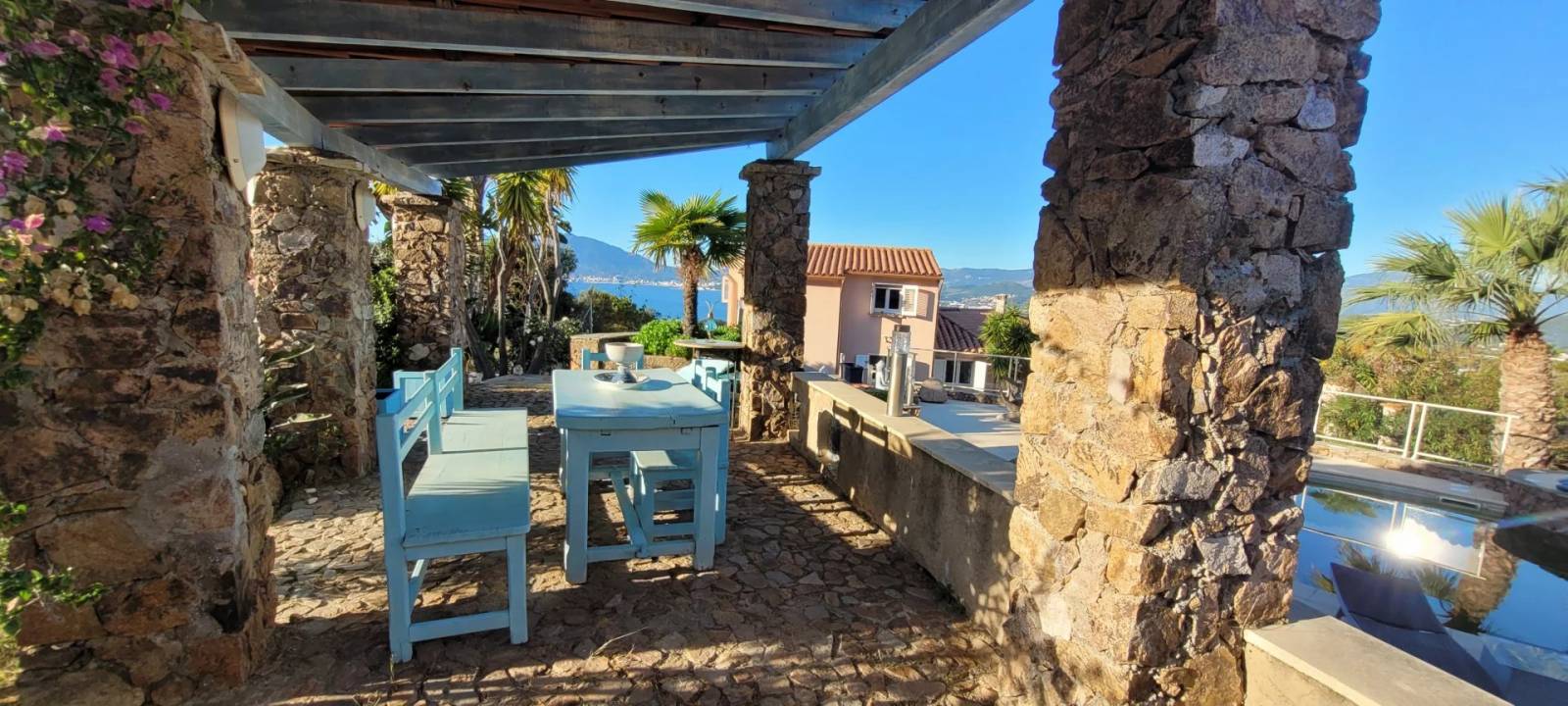 A VENDRE VILLA F5 + F2 VUE MER PORTICCIO