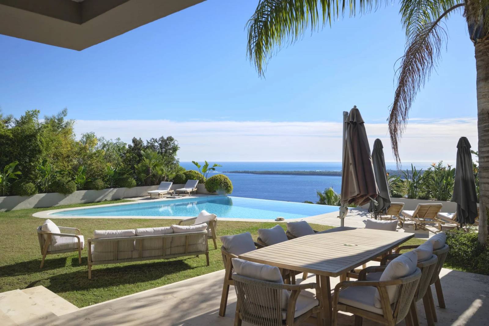 VENTE Villa 6 Suites 300M2 Cannes Californie