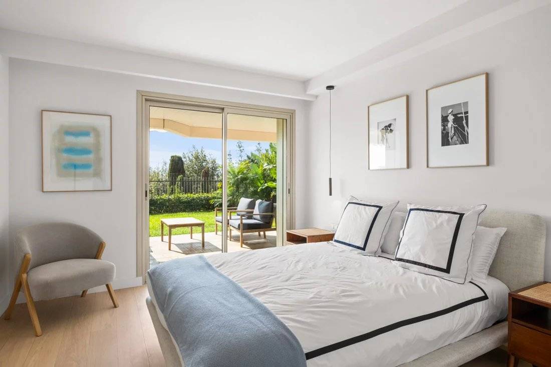 CANNES - VILLA APPARTEMENT VUE MER 315 M2