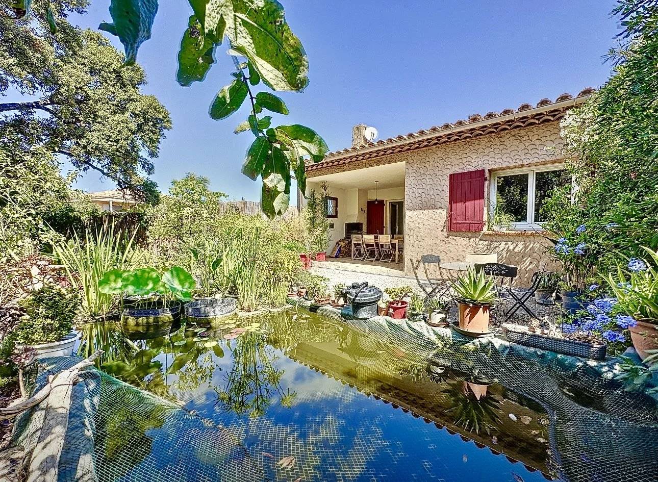 À vendre : appartement 3 pièces avec terrasse et jardin à Saint-Raphaël