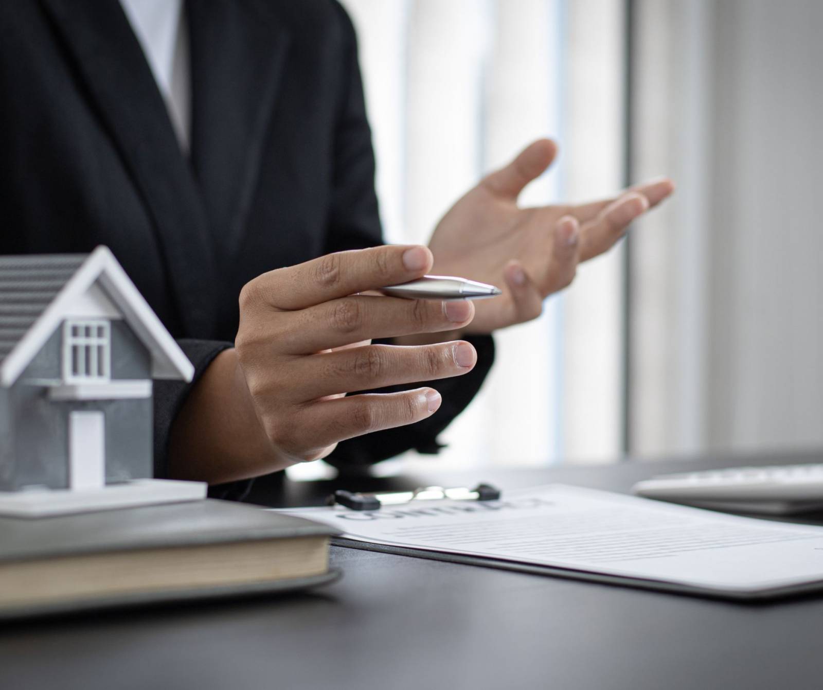 Location saisonnière à Cannes : les démarches à suivre par le bailleur