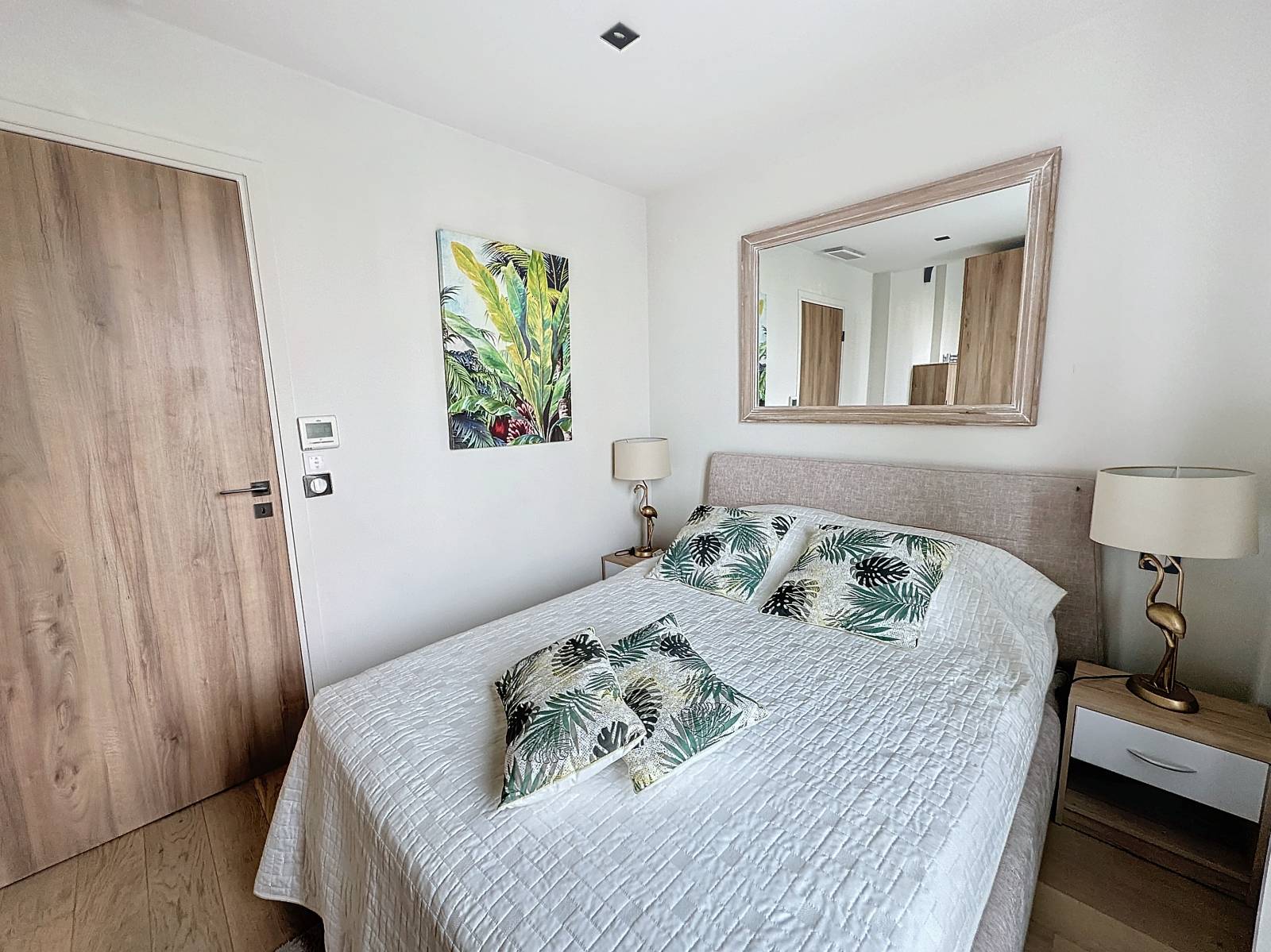 LOCATION SAISONNIERE Appartement 3 Pieces de 100M2 Croisette Cannes