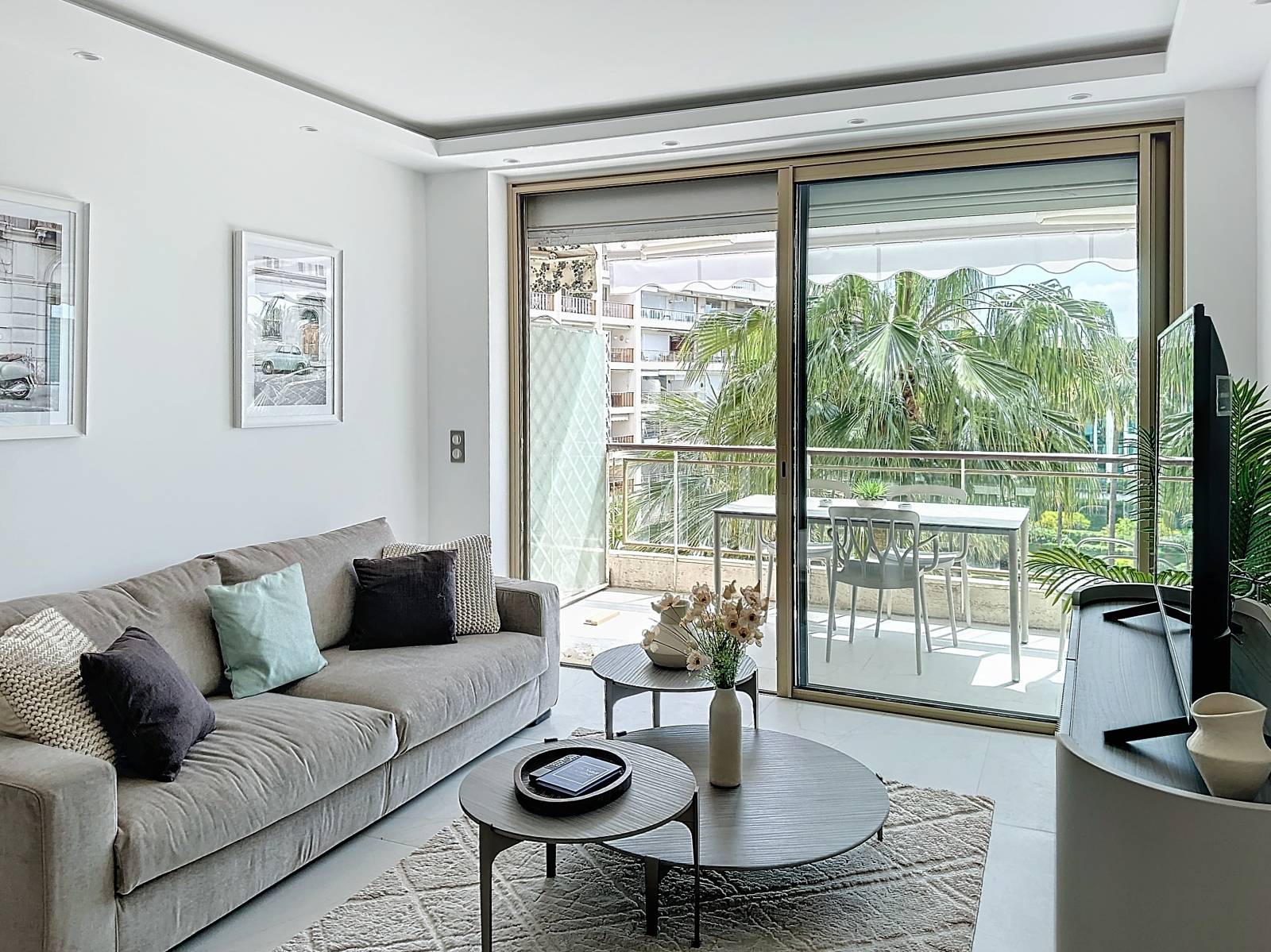 VENTE APPARTEMENT 3 PIECES VUE MER CANNES GRAND HOTEL CROISETTE