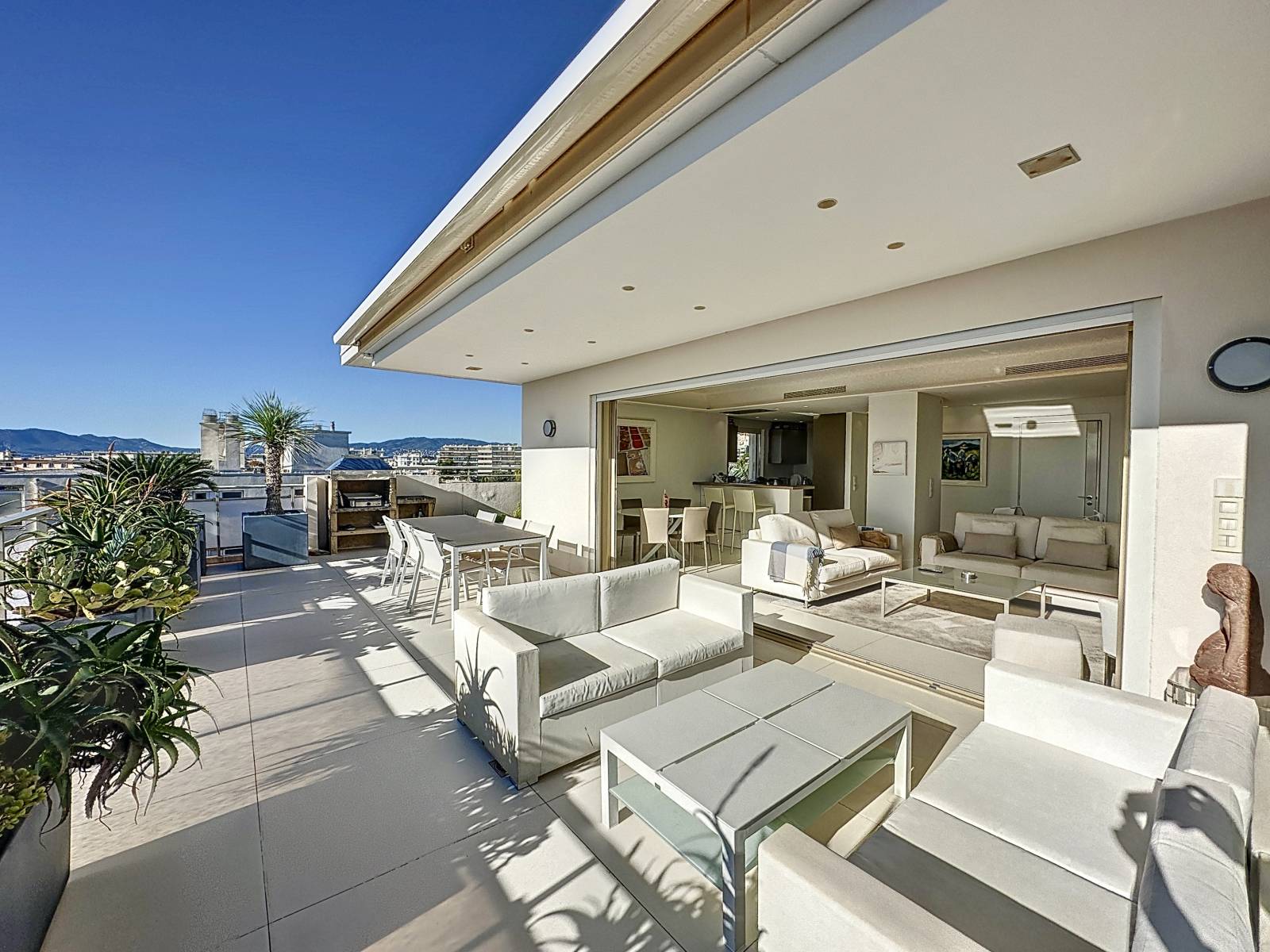 3P CANNES TERRASSE VUE MER