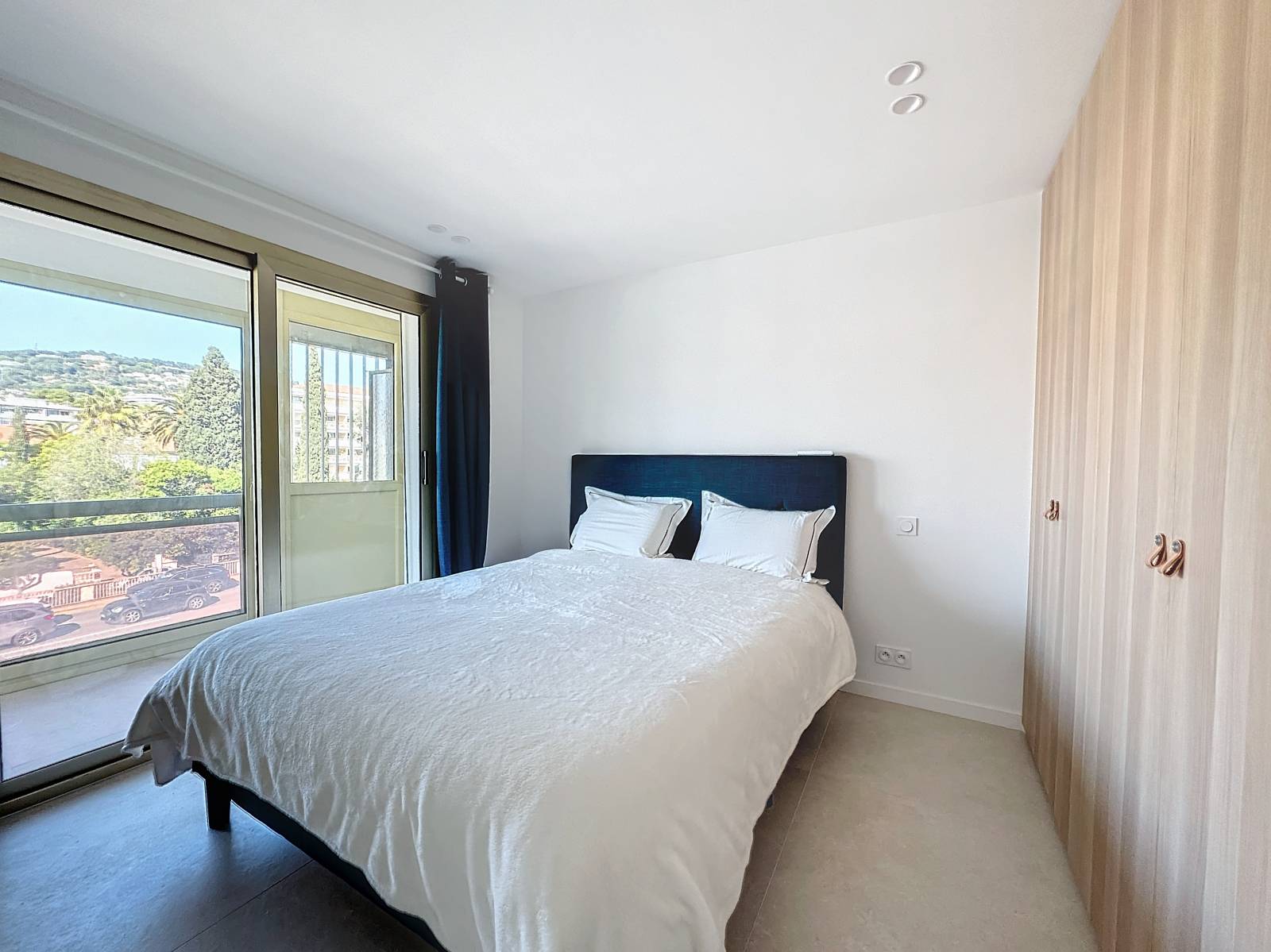 LOCATION SAISONNIERE Appartment 3 Piéces 65M2 Cannes Banane