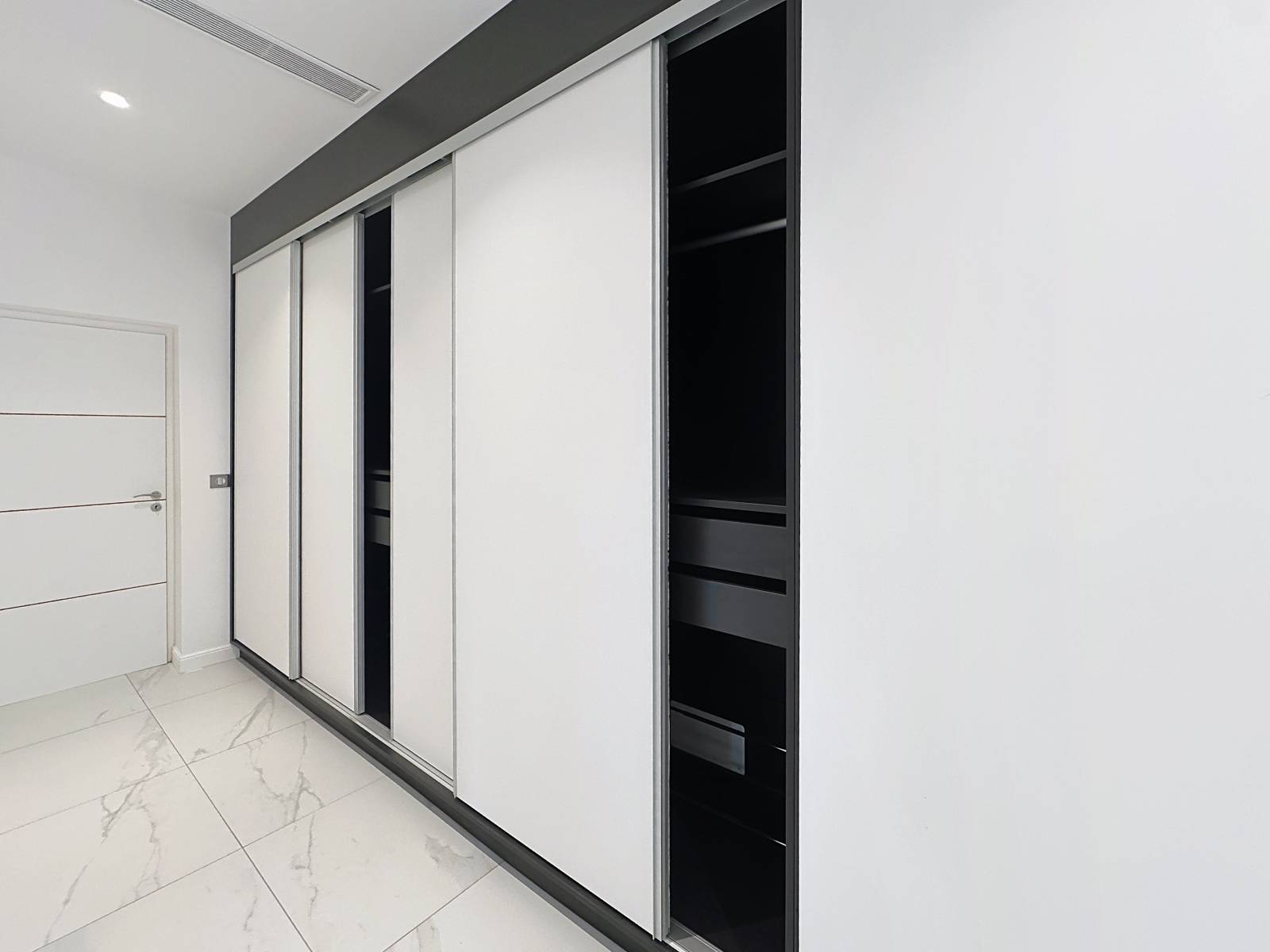 ANTIBES MAGNIFIQUE VILLA 10 PIECES