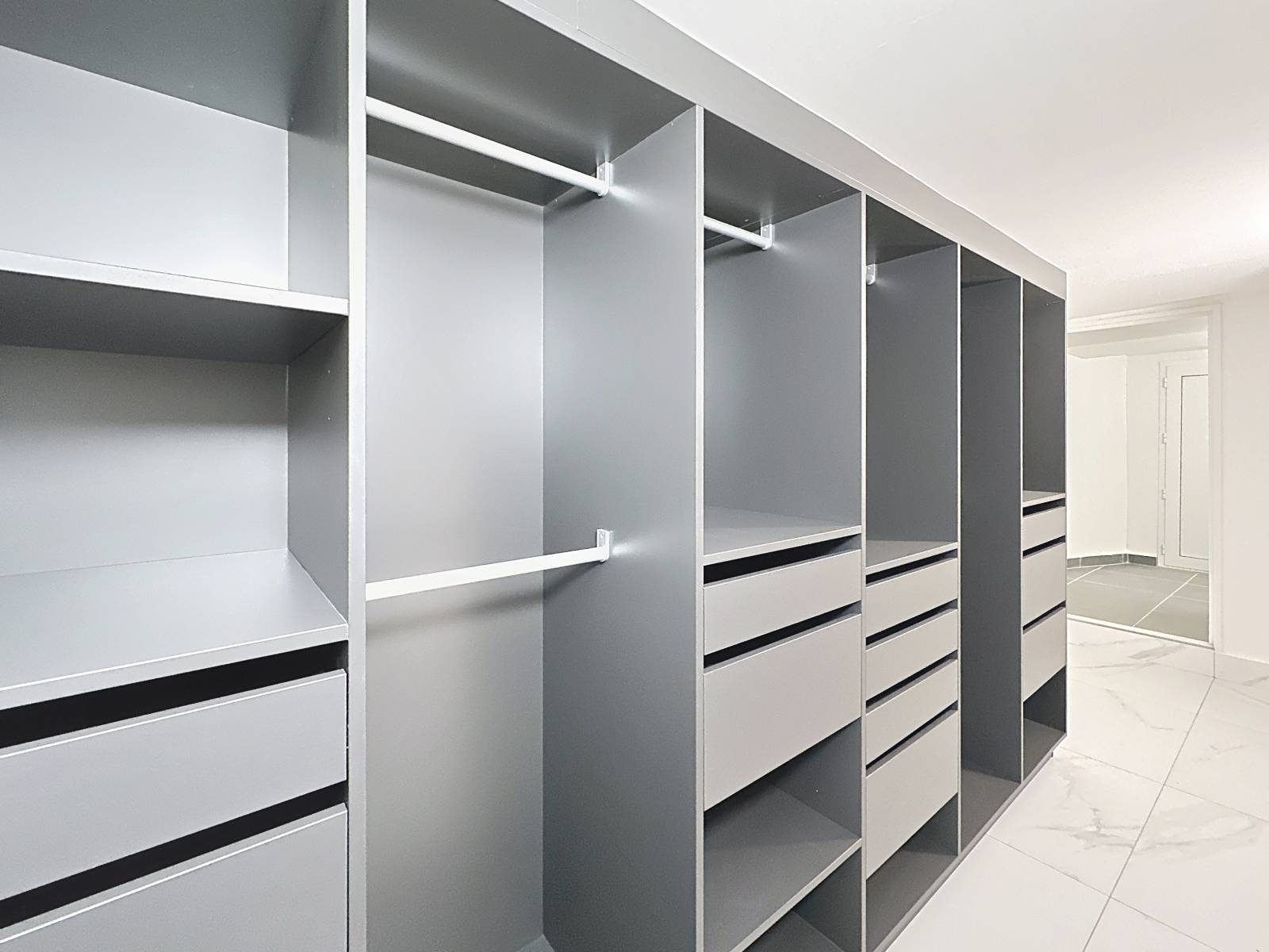 ANTIBES MAGNIFIQUE VILLA 10 PIECES