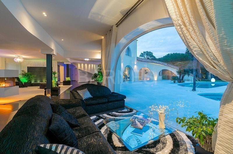 LOCATION SAISONNIERE Mougins – Villa de luxe dans un domaine fermé et sécurisé