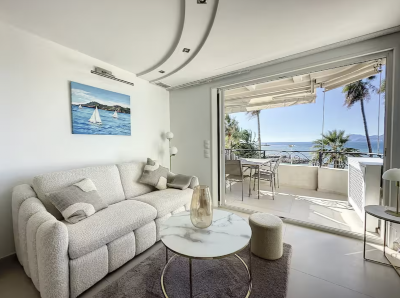 3P CANNES CROISETTE TERRASSE VUE MER