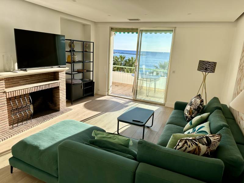 4P CROISETTE TERRASSE DERNIER ETAGE VUE MER