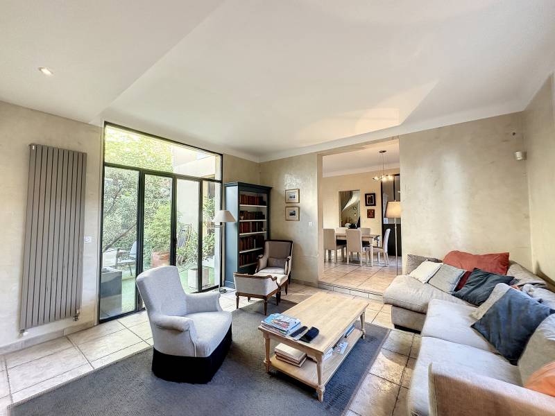 CANNES - SUPERBE MAISON DE VILLE 4P